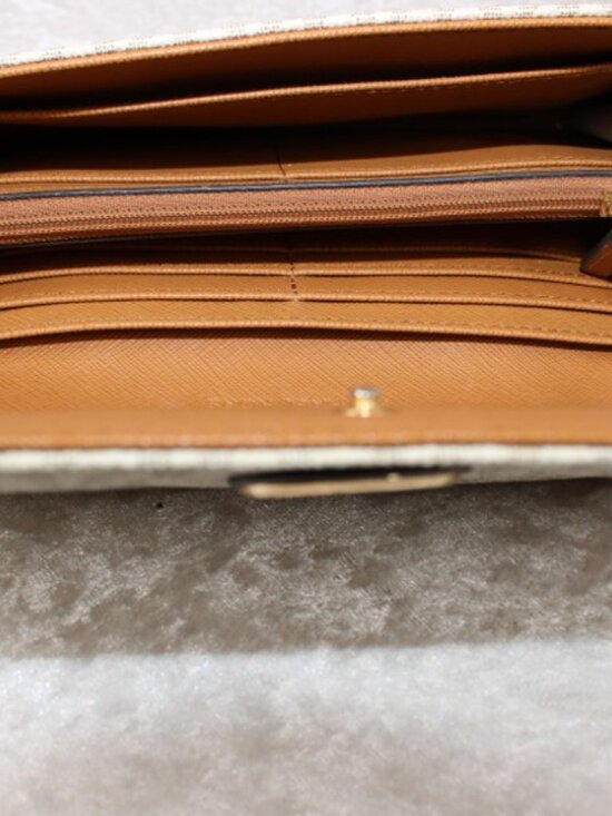Michael Kors Erin Medium Backpack & Wallet Vanilla MK Signature PVC Leather Set main image 9